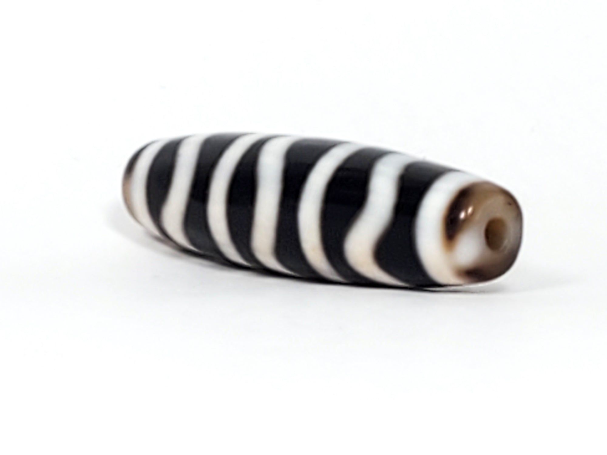 Antique Wave & Stripe Motif Dzi Bead with Bloodspot Inclusions (TiD-Ant-200-WS-081724)