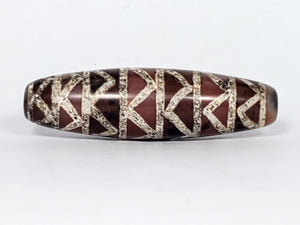 Antique Tiger Tooth & Stripe Carnelian Motif Dzi Bead