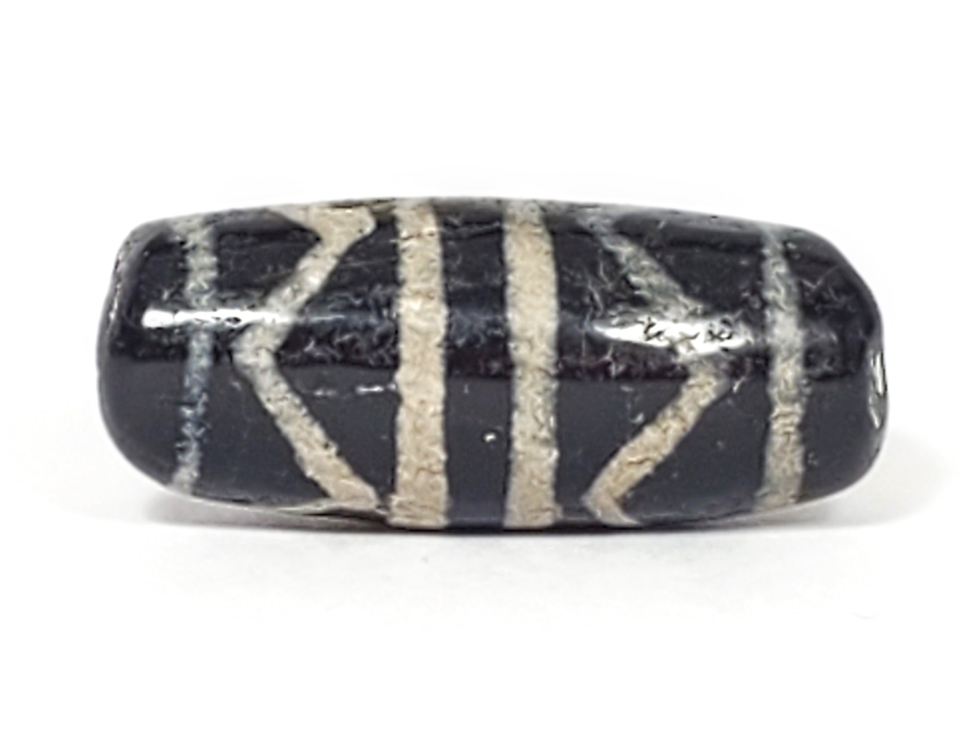 Ancient Double Tiger Tooth Motif Dzi Bead With Calcification