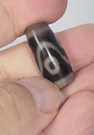 Antique Four Eye & Wave Motif Dzi Bead (TiD-Ant-S-B-FoEW) - Small Dzi