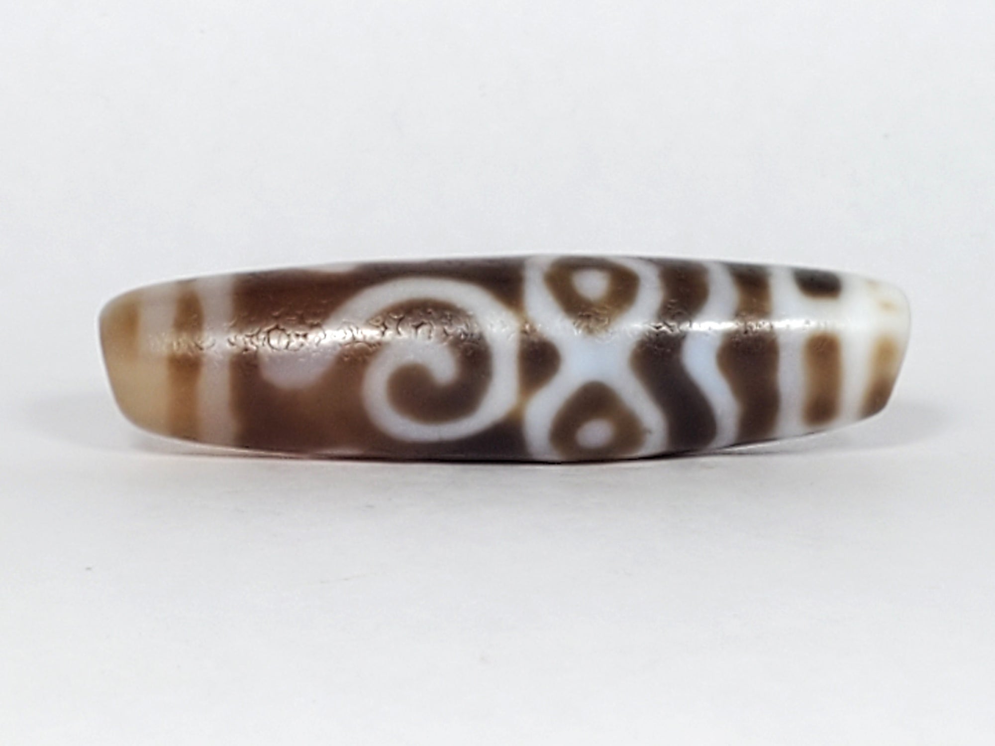 Ancient Prajna Dharma Eye Motif Dzi Bead with Bloodspots (TiD-Anc-B-PDE-061623) - Old Dzi