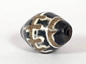 Ancient Sun Ray Motif Dzi Bead With Calcification