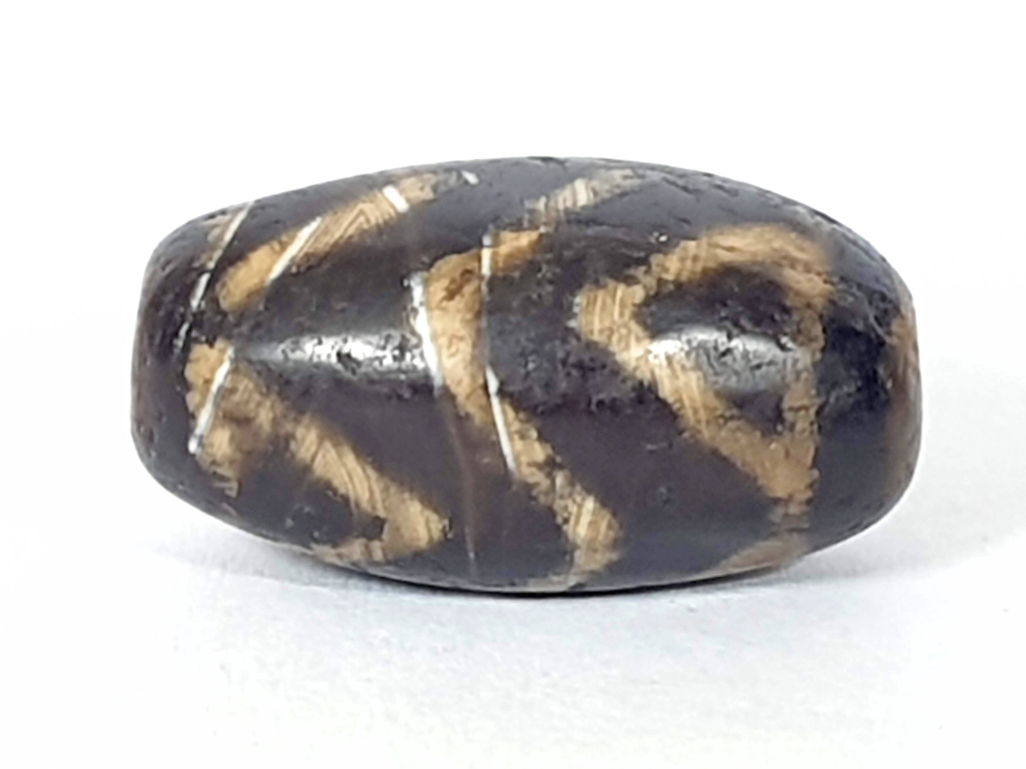 Ancient Three Stripe Tiger Motif Pumtek Bead